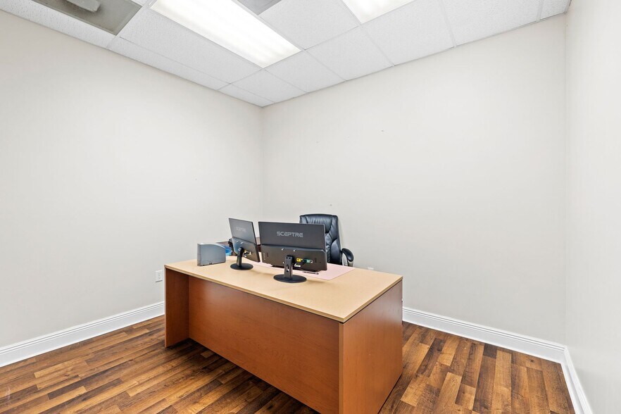 More Photos Of 12815 US Highway 98 W, Miramar Beach Medical For Sale