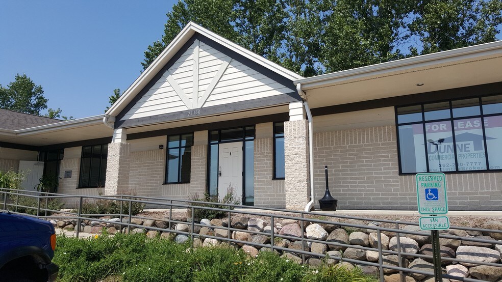 More Photos Of 21150 W Capitol Dr, Brookfield Loft Creative Space For Sale