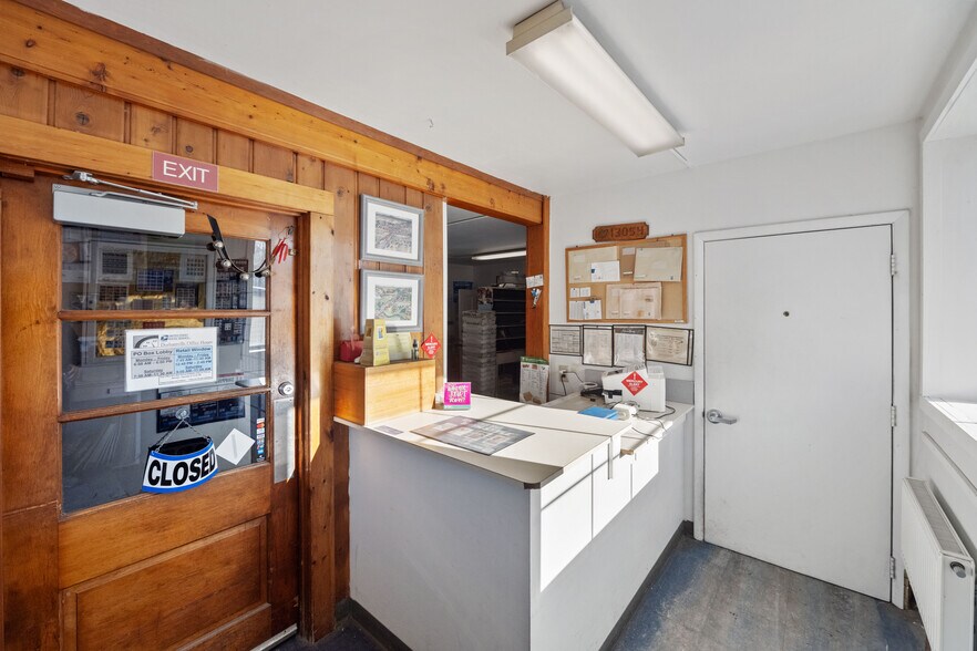 More Photos Of 5346 Canal St, Durhamville Storefront Retail Residential For Sale