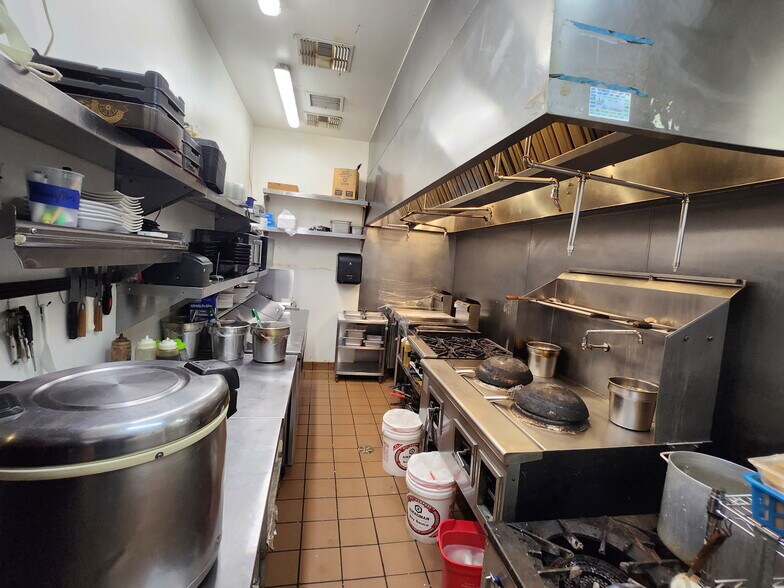 More Photos Of 416 S J St, Imperial Restaurant For Sale