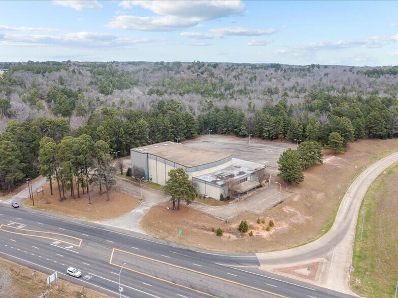 More Photos Of 1819 Spring St, Palestine Specialty For Sale