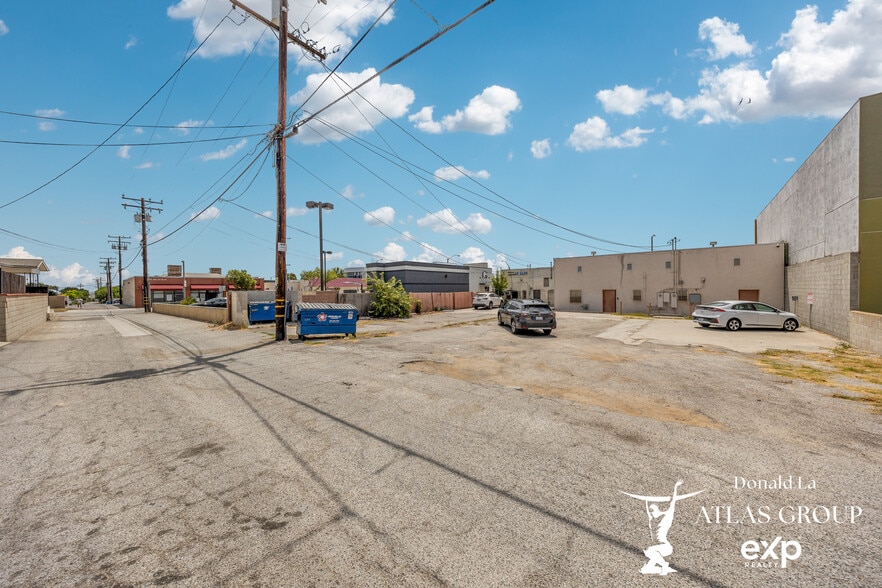 More Photos Of 223-229 E Valley Blvd, Alhambra Storefront For Sale