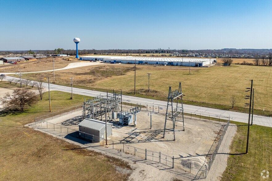 More Photos Of 630 George St, Marshfield Warehouse For Sale