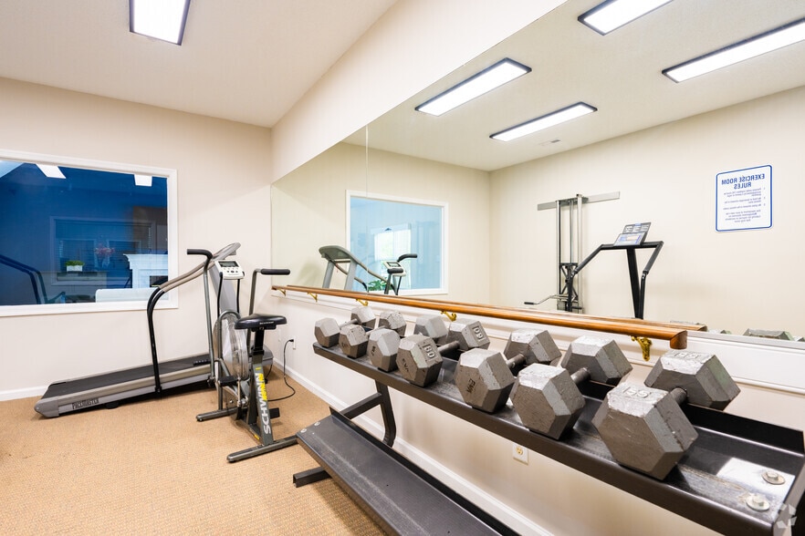More Photos Of 1201 Edenham Ct, Virginia Beach Apartments For Sale