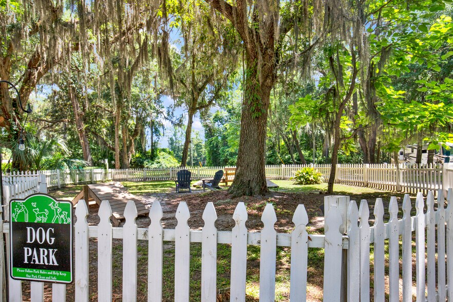 More Photos Of 15752 US Highway 17, Townsend Land For Sale