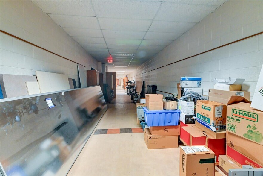 More Photos Of 520 E Holum St, Deforest Schools For Sale