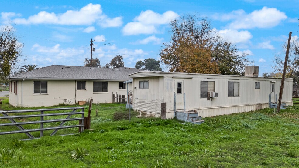 More Photos Of 9676 S Airport Way, Manteca Specialty For Sale