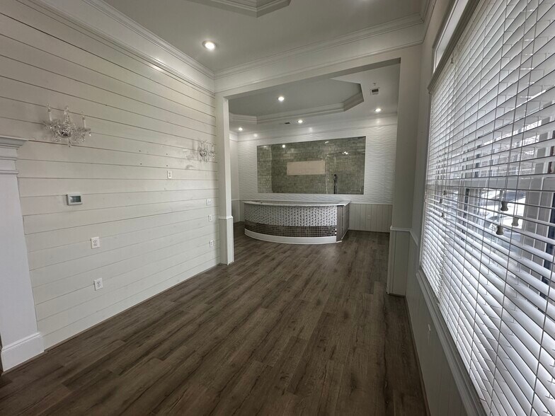 More Photos Of 10405 Old Alabama Connector Rd, Alpharetta Medical For Lease