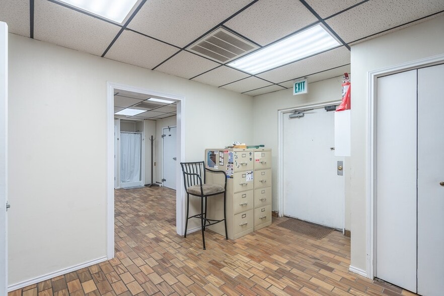 More Photos Of 810 S Stockton Ave, Monahans General Retail For Lease
