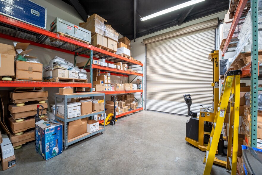 More Photos Of 13765 Alton Pky, Irvine Research And Development For Lease