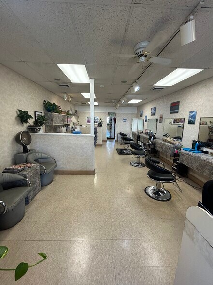 More Photos Of 72 Van Zant St, Norwalk General Retail For Lease