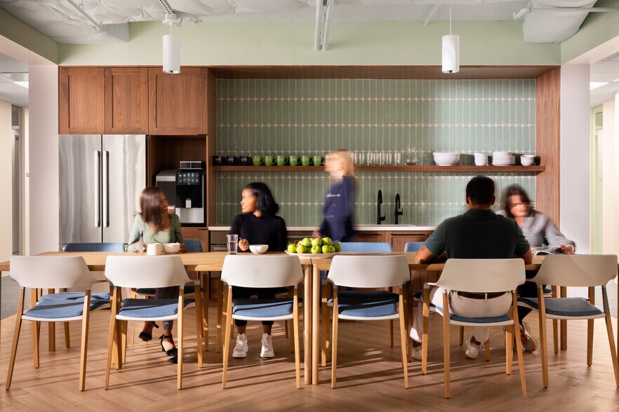 More Photos Of 1717 K St NW, Washington Coworking Space