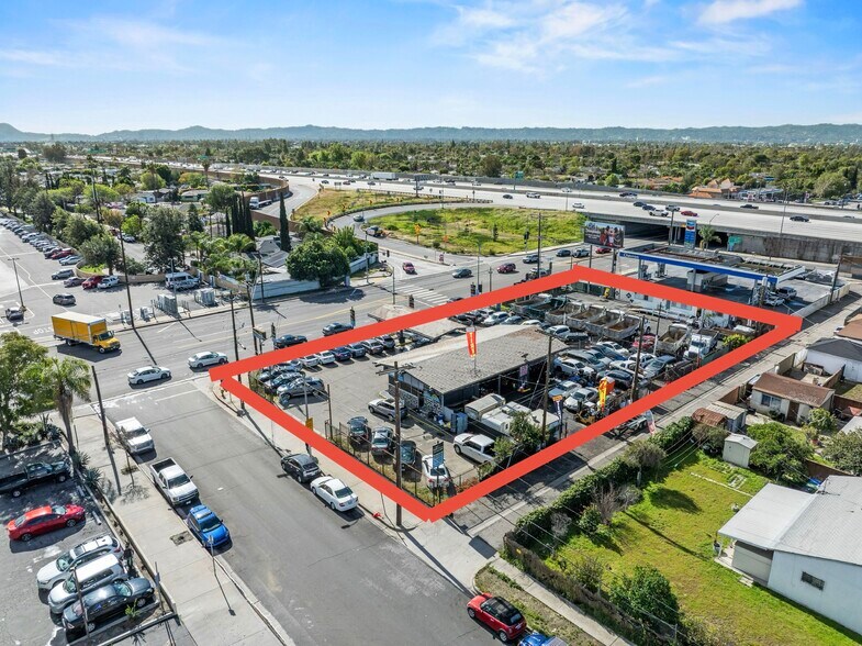 More Photos Of 13235-13243 Osborne St, Arleta Land For Lease