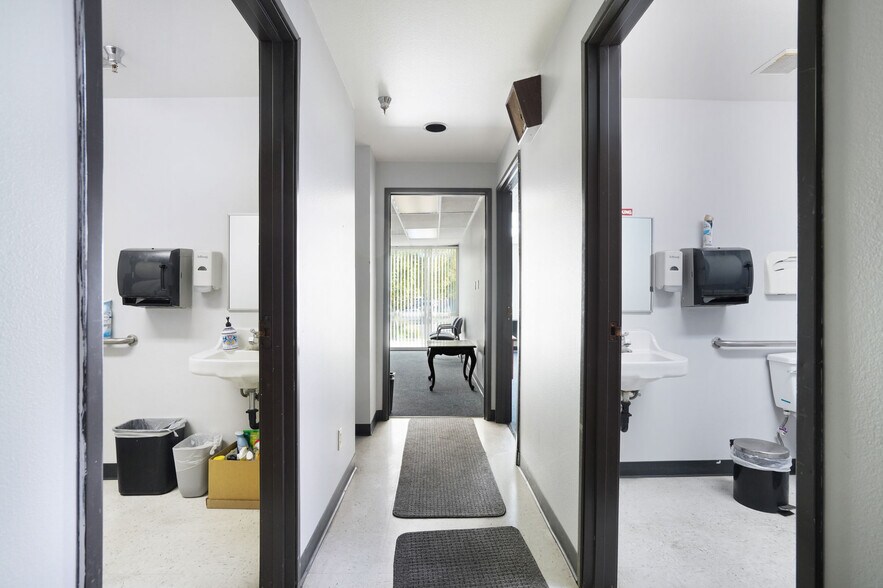 More Photos Of 42232 Rio Nedo, Temecula Refrigeration Cold Storage For Lease