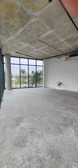 More Photos Of 21290 Biscayne, Aventura Office For Lease