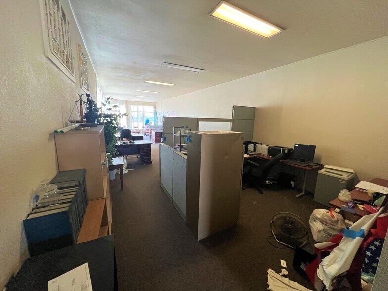 More Photos Of 1449 E Compton Blvd, Compton General Retail For Sale