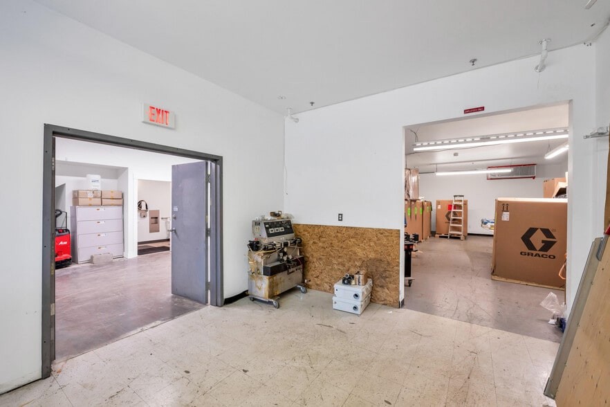 More Photos Of 17750 65A Av, Surrey Showroom For Sale