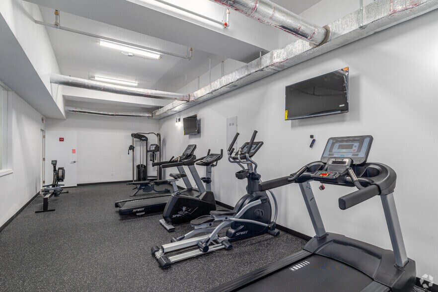 More Photos Of 1534 N 16th St, Philadelphia Apartments For Sale