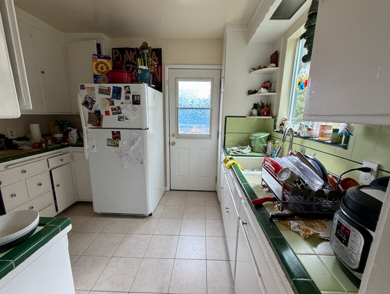 More Photos Of 539 Mandana Blvd, Oakland Apartments For Sale