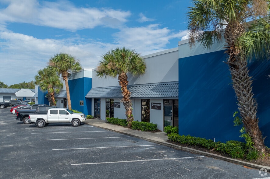 More Photos Of 3443-3479 Parkway Center Ct, Orlando Unknown For Lease