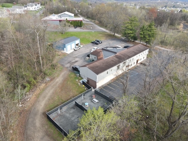 More Photos Of 104 Woodward Hill Rd, Edwardsville Office For Sale