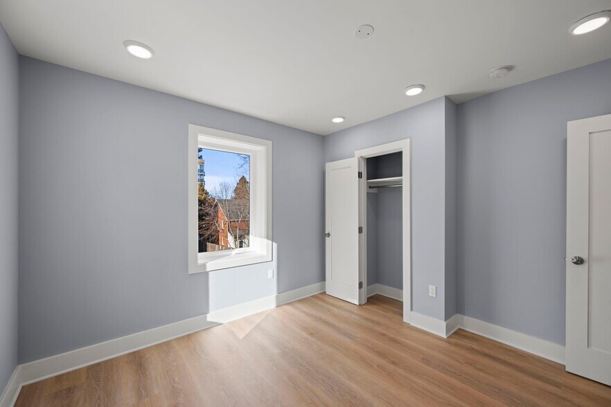 More Photos Of 4535 Avondale St, Bethesda Apartments For Sale