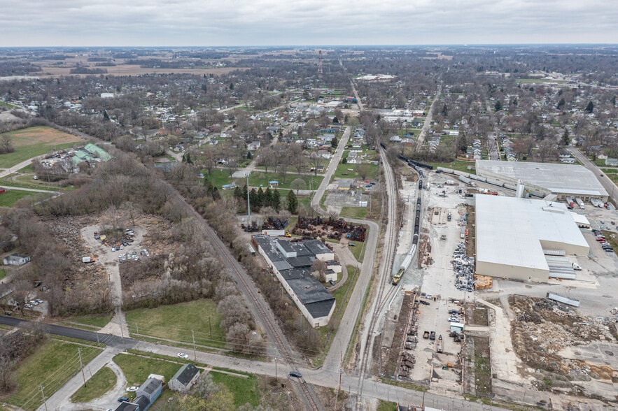 More Photos Of 1315 W 18th St, Anderson Warehouse For Lease