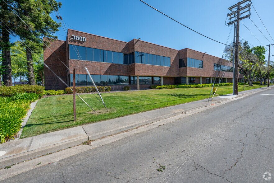 More Photos Of 3800 Watt Ave, Sacramento Office For Lease