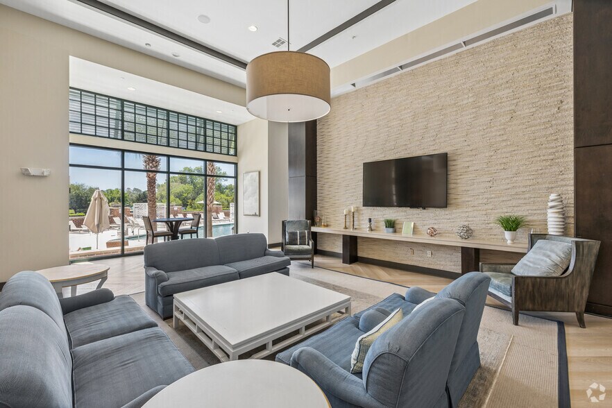 More Photos Of 211 River Landing Dr, Charleston Apartments For Lease