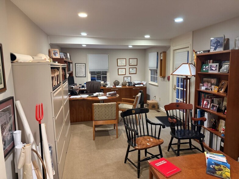 More Photos Of 158 Deer Hill Ave, Danbury Office For Sale
