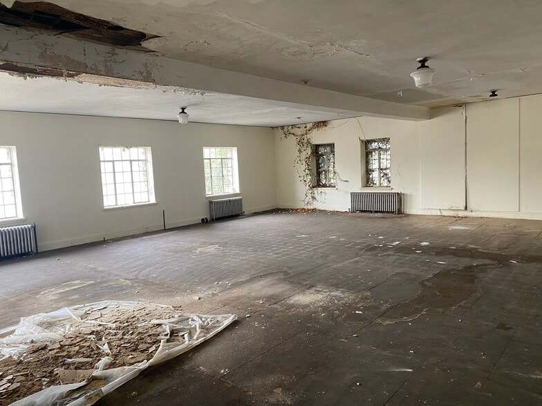 More Photos Of 3400-3410 Garrison Blvd, Baltimore Religious Facility For Sale