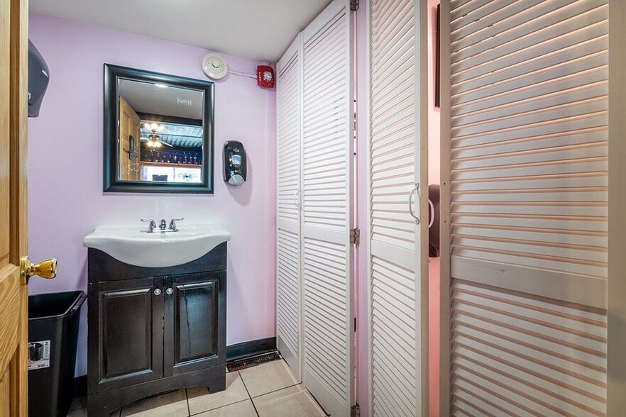 More Photos Of 245 Washington St, West Warwick Bar For Sale