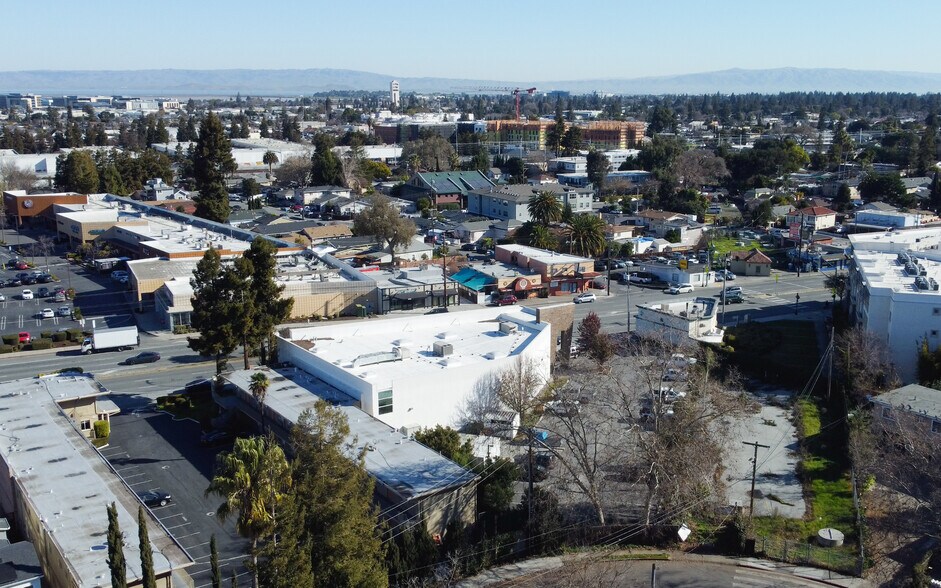 More Photos Of 2550 El Camino Real, Redwood City Storefront Retail Office For Lease