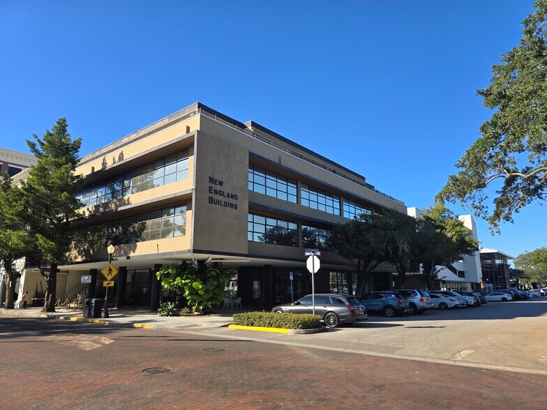 More Photos Of 155-157 E New England Ave, Winter Park Medical For Sale
