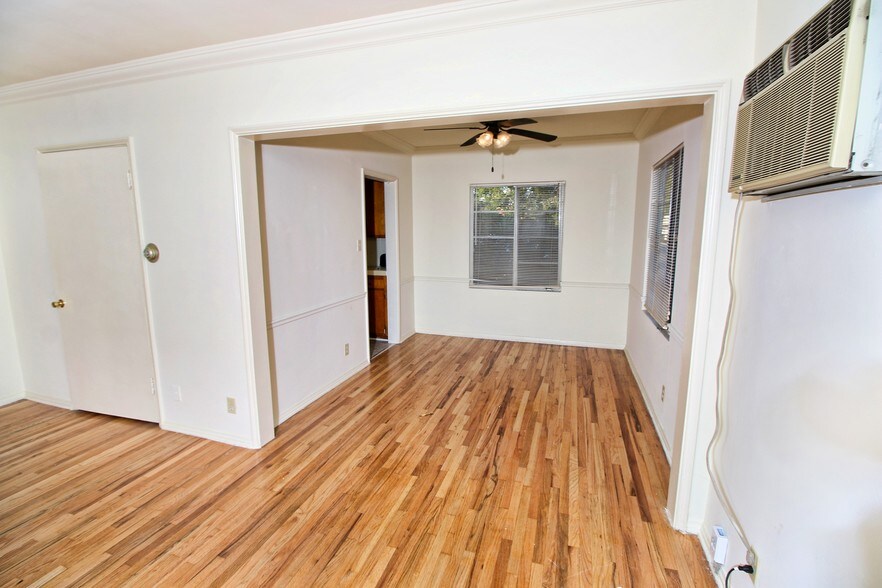 More Photos Of 140 N Pass Ave, Burbank Apartments For Sale