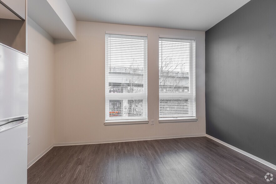 More Photos Of 1611 NW Marshall St, Portland Apartments For Lease