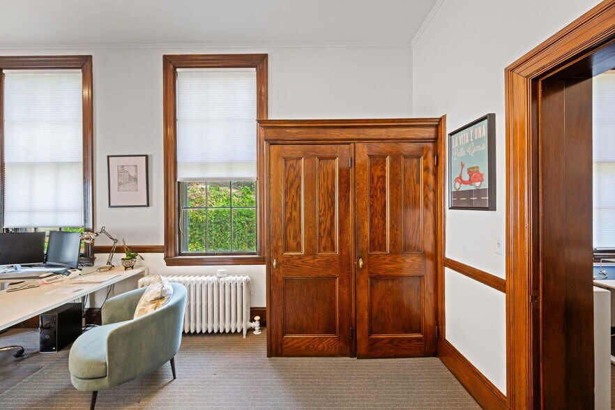 More Photos Of 14 Main St, Hingham Office Residential For Lease