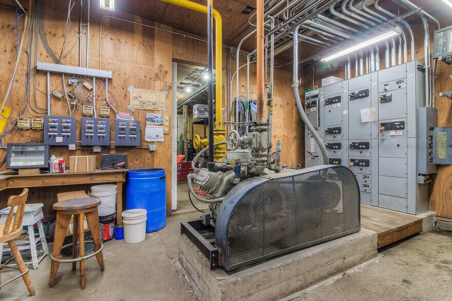 More Photos Of 91 Charlie Ln, Naches Warehouse For Sale