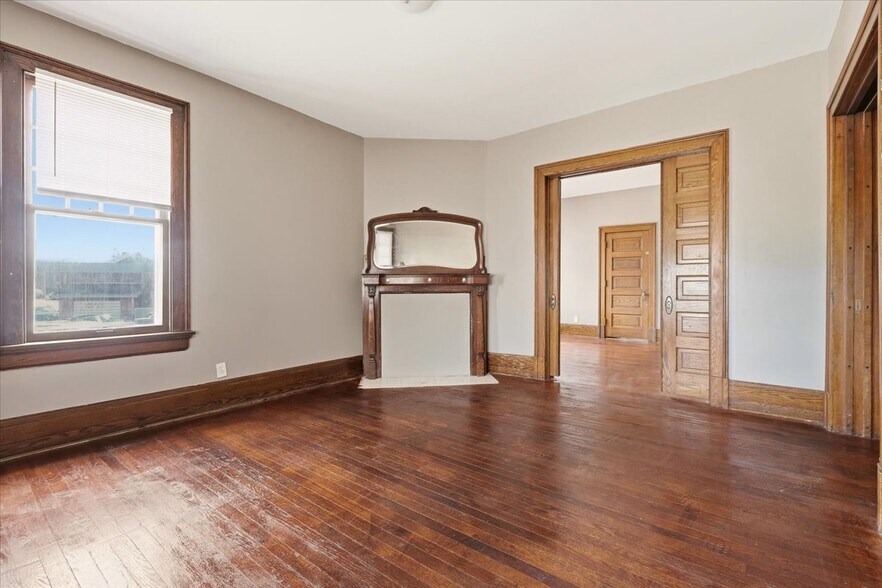 More Photos Of 283 Park Ave W, Mansfield Apartments For Sale