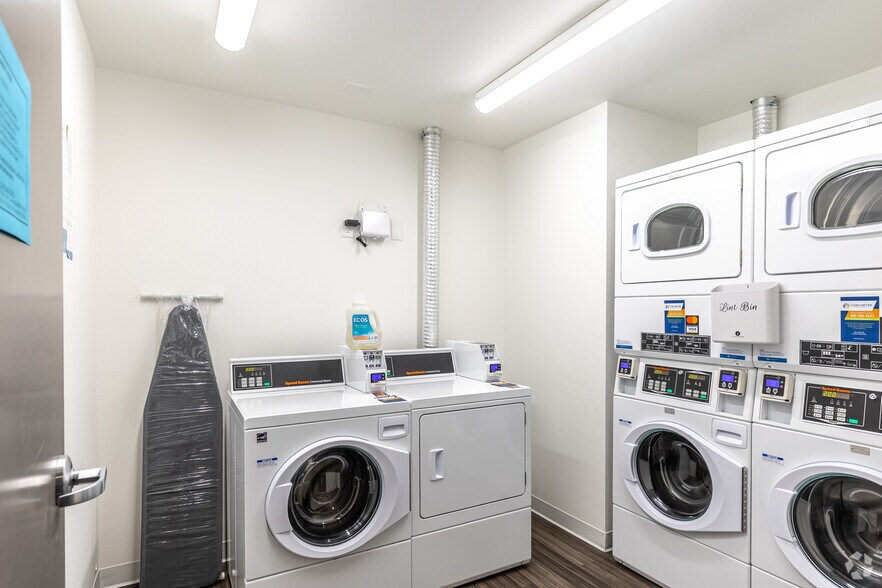 More Photos Of 1611 NW Marshall St, Portland Apartments For Sale