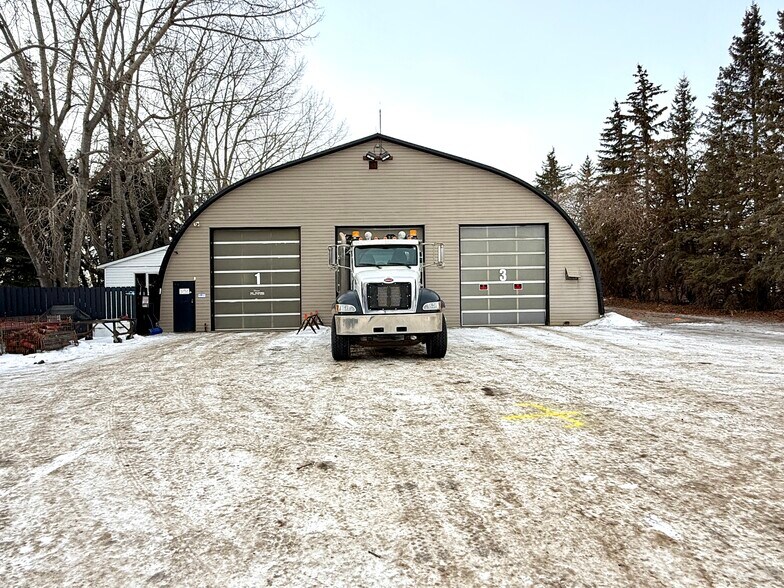 More Photos Of 28045 Township Road 384, Red Deer County Industrial For Sale