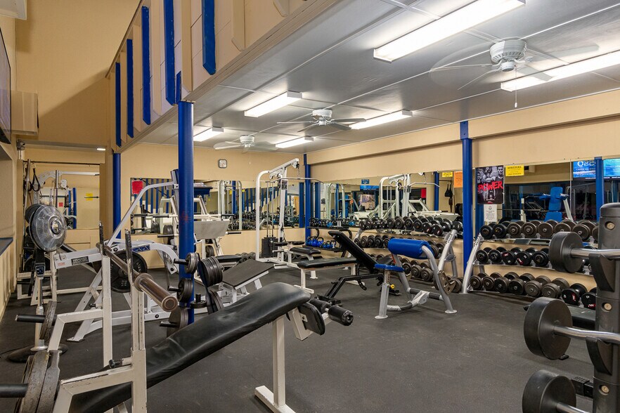 More Photos Of 415 Wingfield St, Ruidoso Health Club For Sale