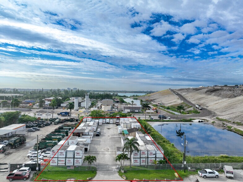 More Photos Of 9140 NW 96 St, Medley Land For Lease