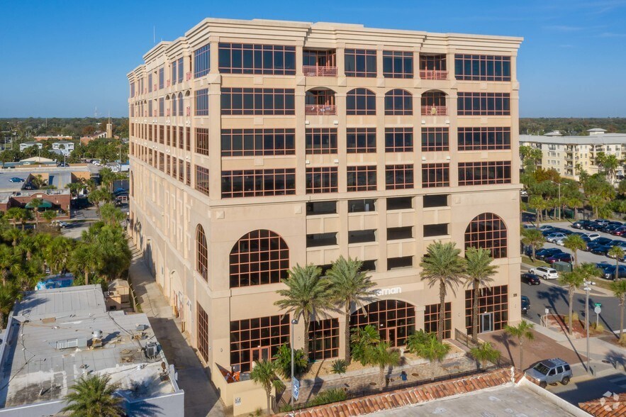 More Photos Of 320 1st St N, Jacksonville Beach Office Residential For Sale