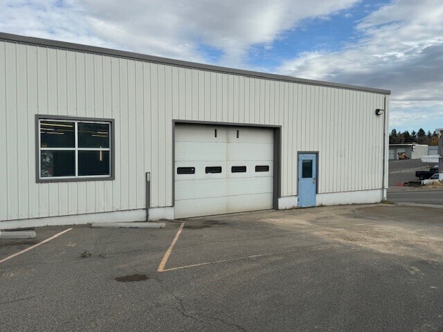 More Photos Of 700 Northgate Mile, Idaho Falls Auto Dealership For Lease