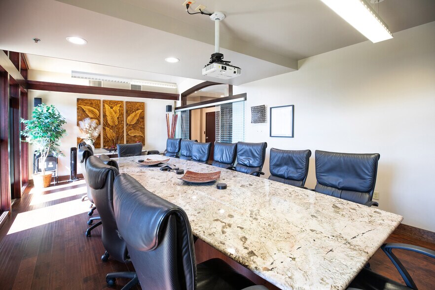 More Photos Of 6710 W 121st St, Overland Park Office For Sale