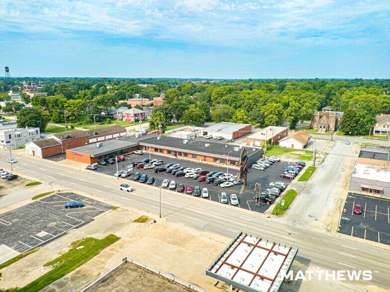 More Photos Of 1021 & 1027 N Water st, Decatur General Retail For Sale