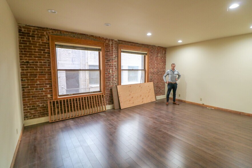 More Photos Of 619-623 S Olive St, Los Angeles Loft Creative Space For Lease