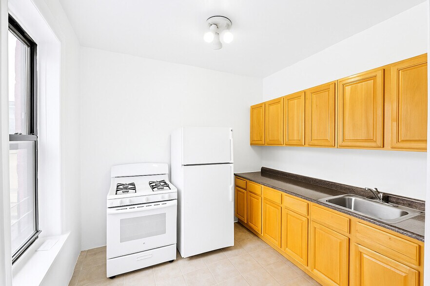 More Photos Of 324 91st St, Brooklyn Apartments For Sale