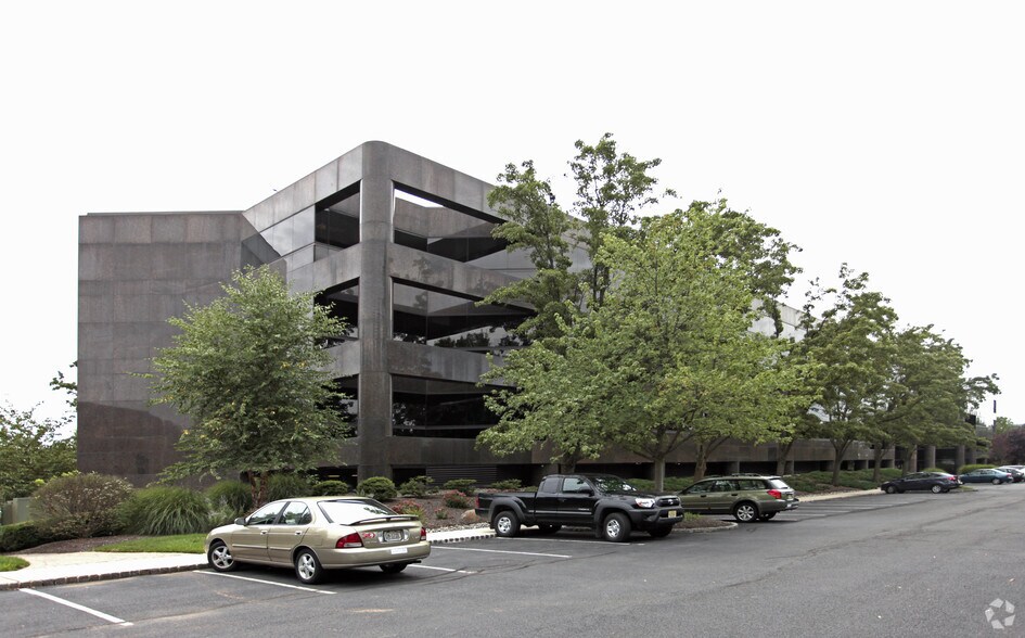 More Photos Of 301 Carnegie Ctr, Princeton Office For Lease